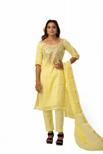 MADHULIKA KOTA DORIA PITTHA WORK UNSTICHED DRESS MATERIAL WITH PLAIN BOTTOM