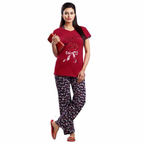 Cotton Women's Half Sleeve TOP & Printed Pyjama Pant Set